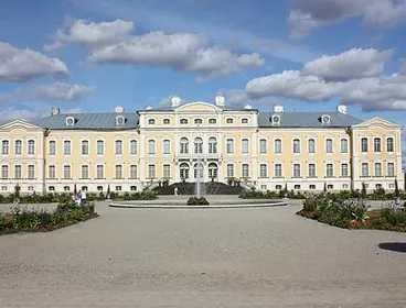 Rundāle, Letonya